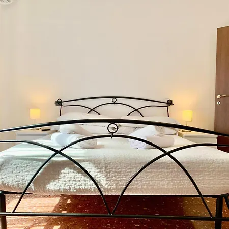 Apartment Vatican 9 *